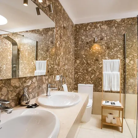 Haciendas Iv Адехе