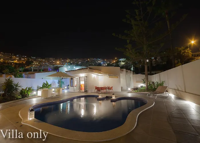 Haciendas Iv 酒店 阿德耶